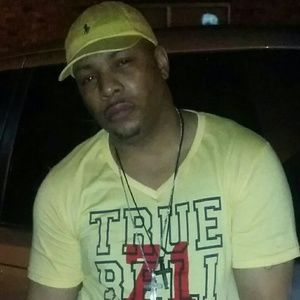 Meet your Posher, Carlo