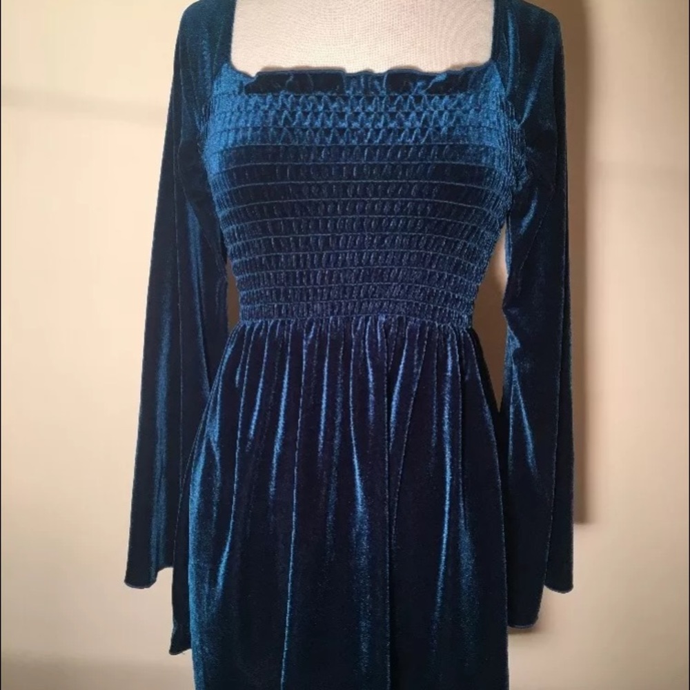 Ashley Stewart green velvet dress 14/16