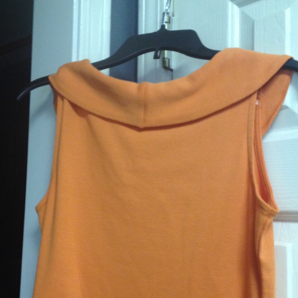 Top - Picture 3 of 3