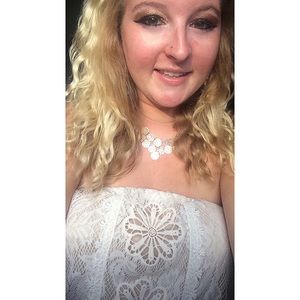 Meet your Posher, Allison