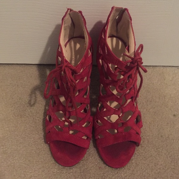 Red heels 👠 - Picture 3 of 3