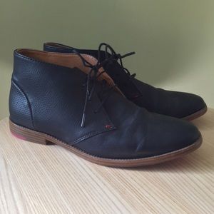 Topman black perforated leather chukka, EU size 40
