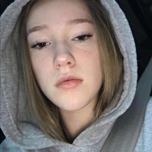 Meet your Posher, Carmen