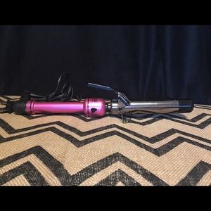 Hot Tools Pink Titanium Curling Iron *NEW*