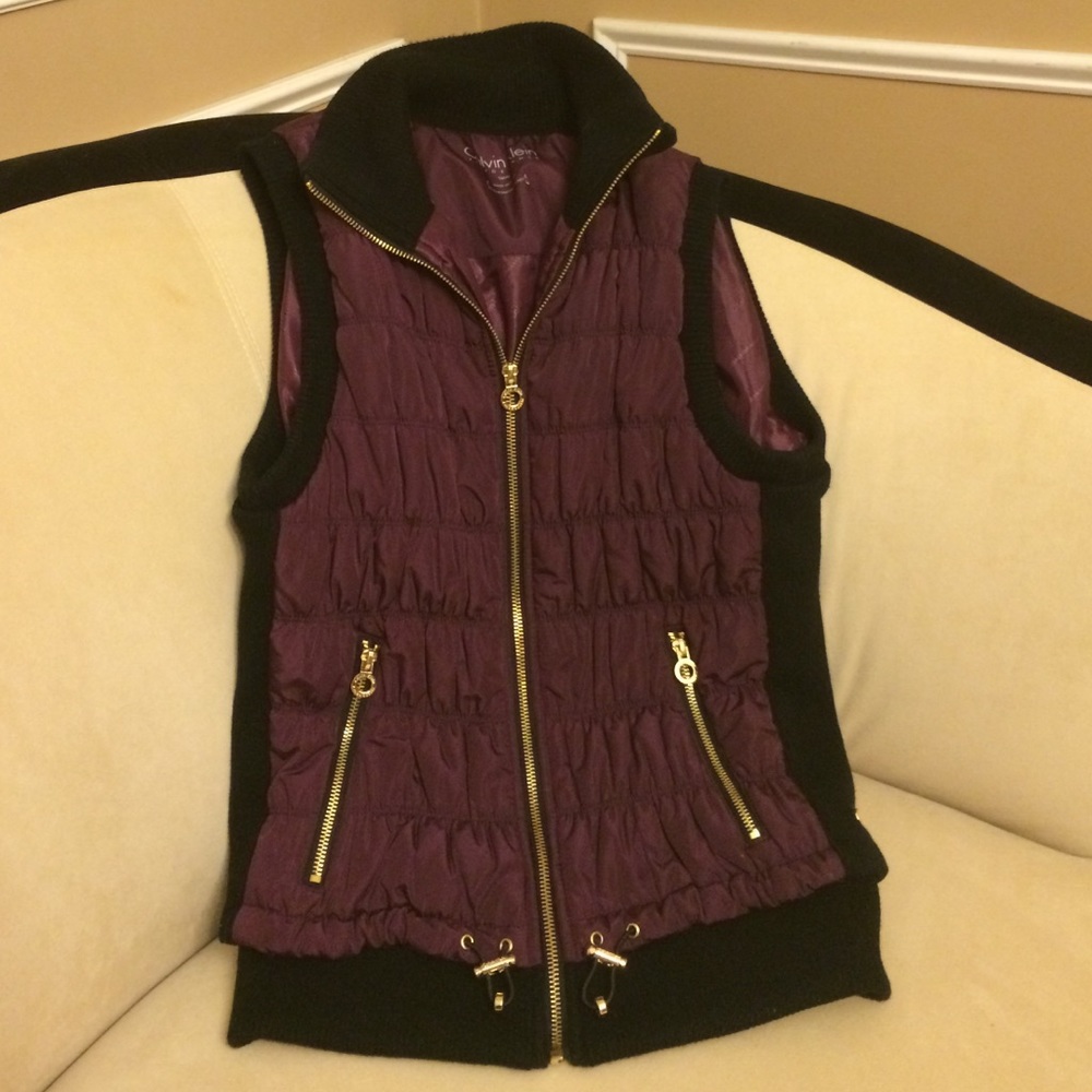 SPECIAL!!!CALVIN KLEIN PUFFER VEST