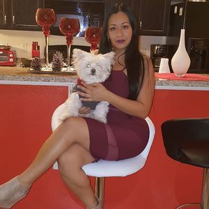 Meet your Posher, Lina