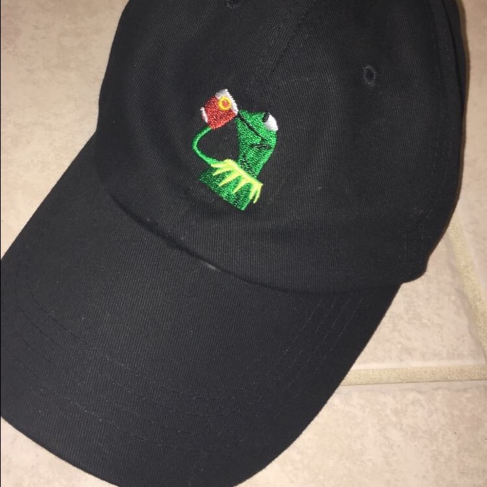 "Kermit the frog sipping tea" hat