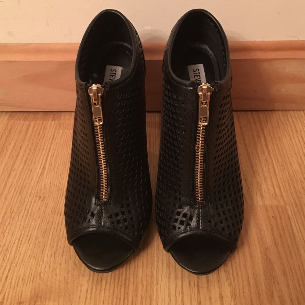 Steve Madden caged heels