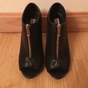 Steve Madden caged heels