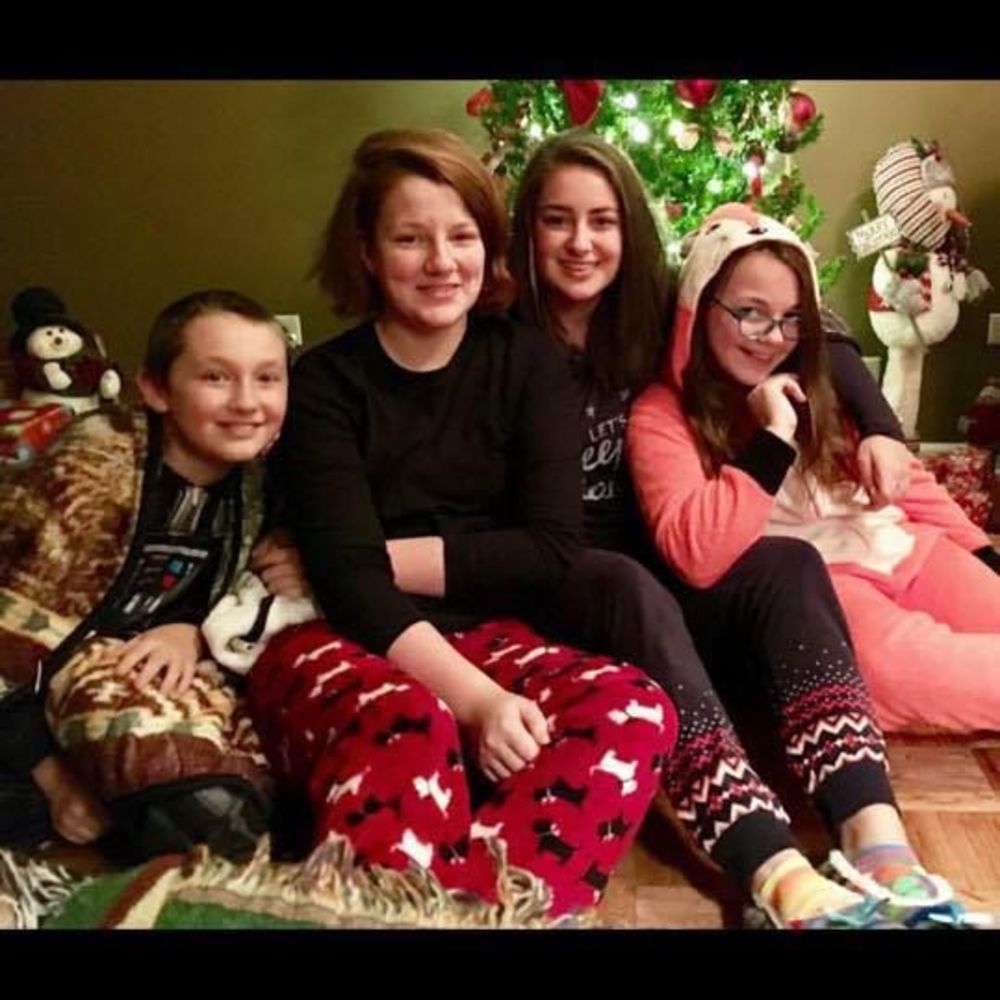 Meet your Posher, Maxine