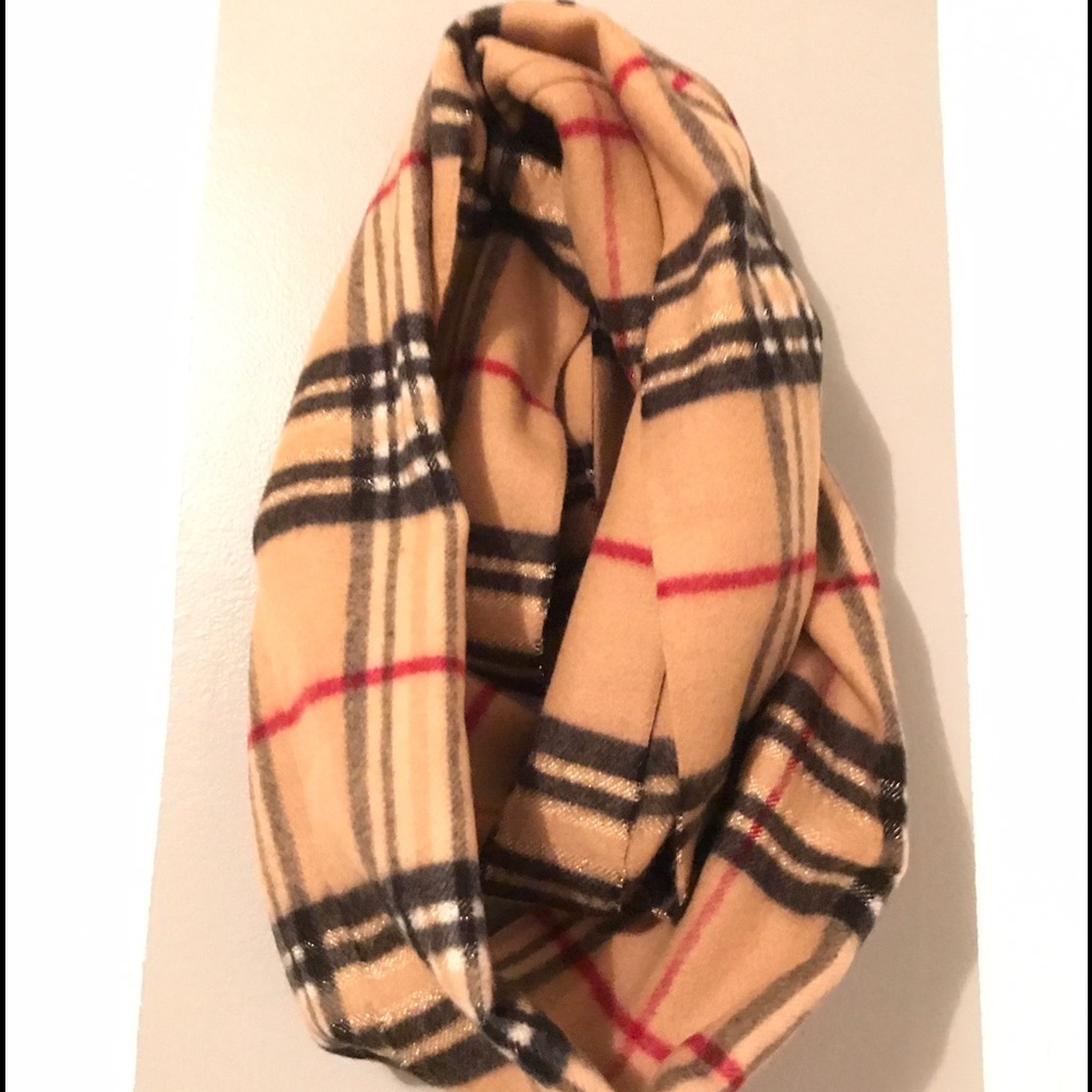 INFINITY SCARF