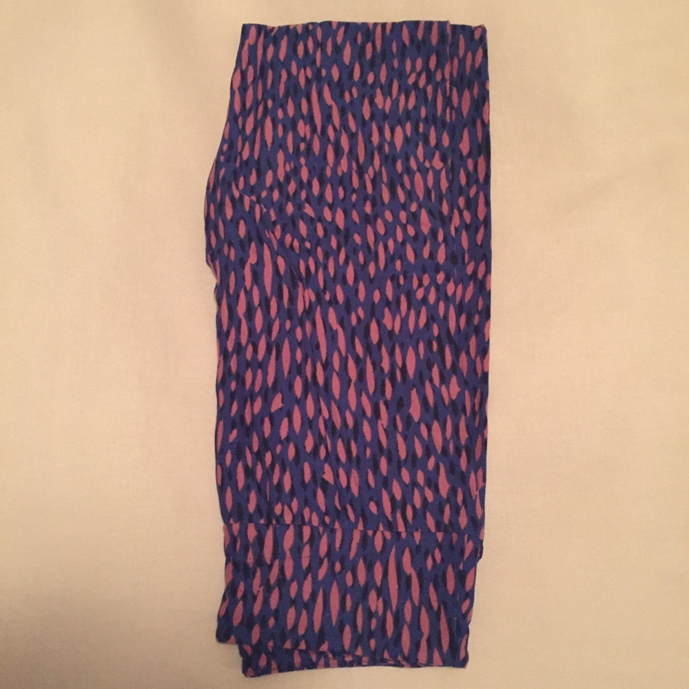 BRAND NEW LuLaRoe Leggings OS