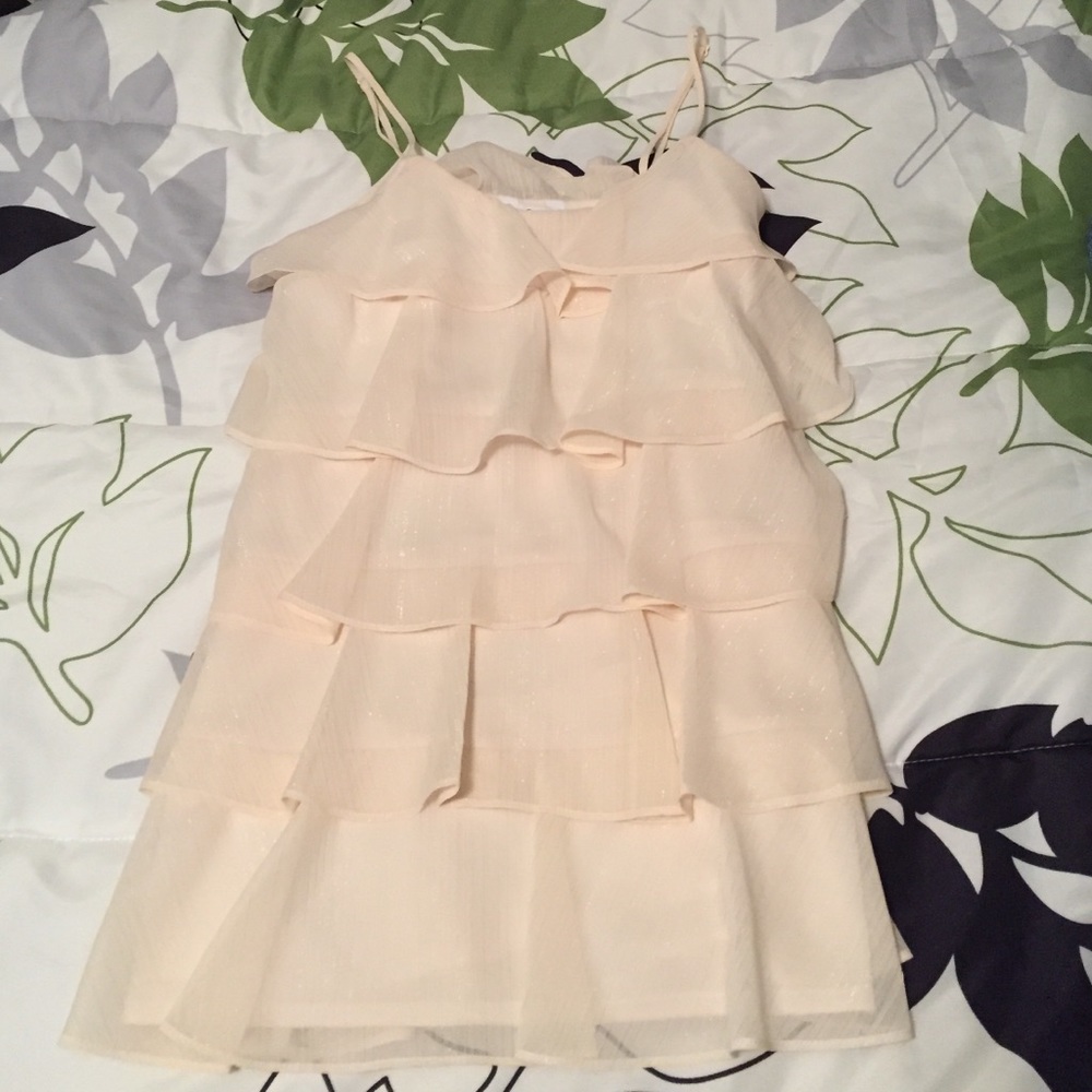 Ruffle tank