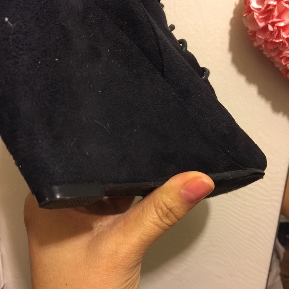 Black booties with wedge - Picture 4 of 4