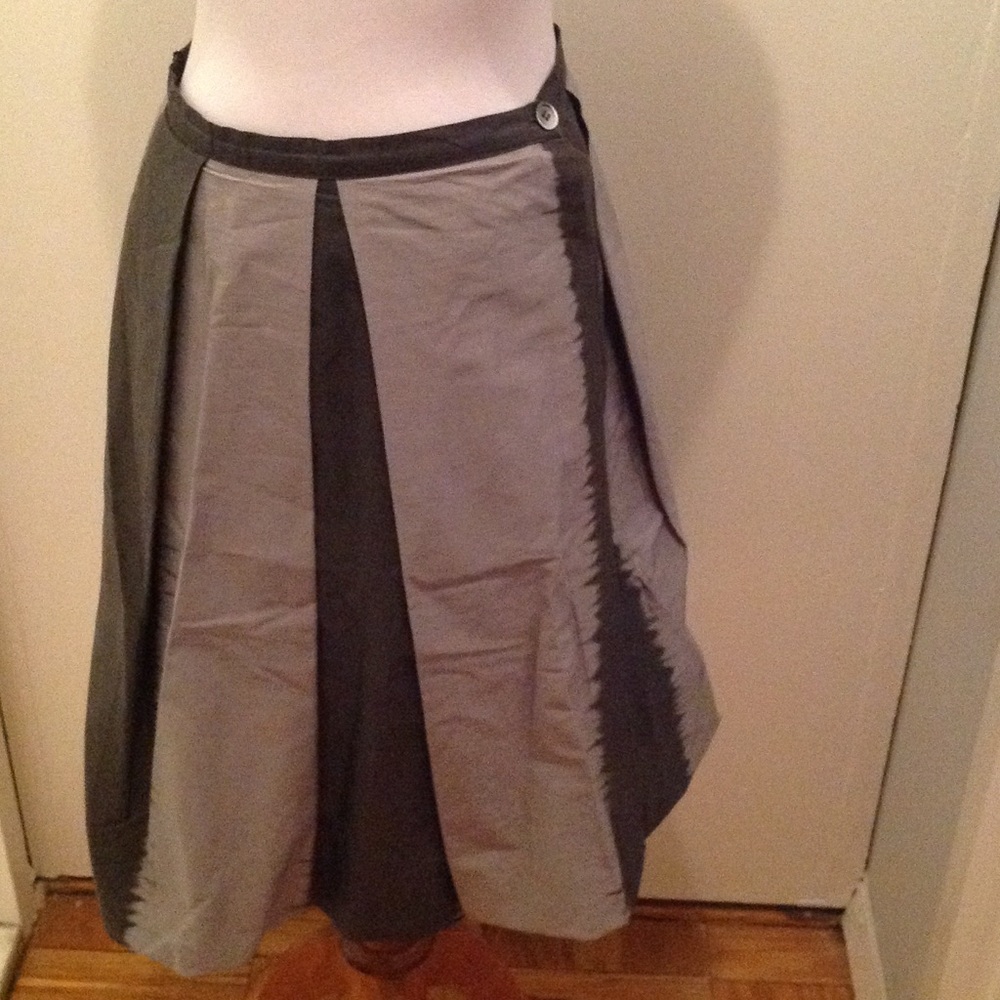 Peachoo + Krejberg skirt