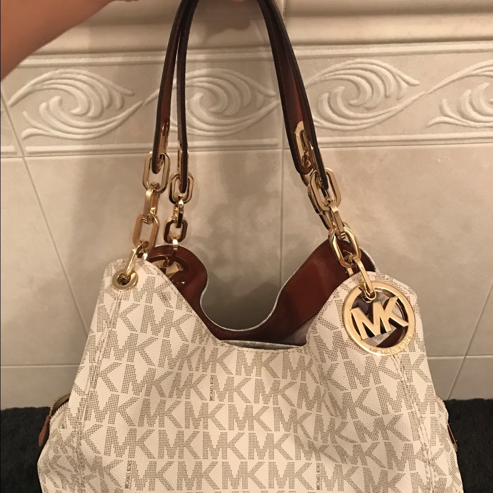 Michael Kors Fulton Signature Shoulder Tote/ Hobo