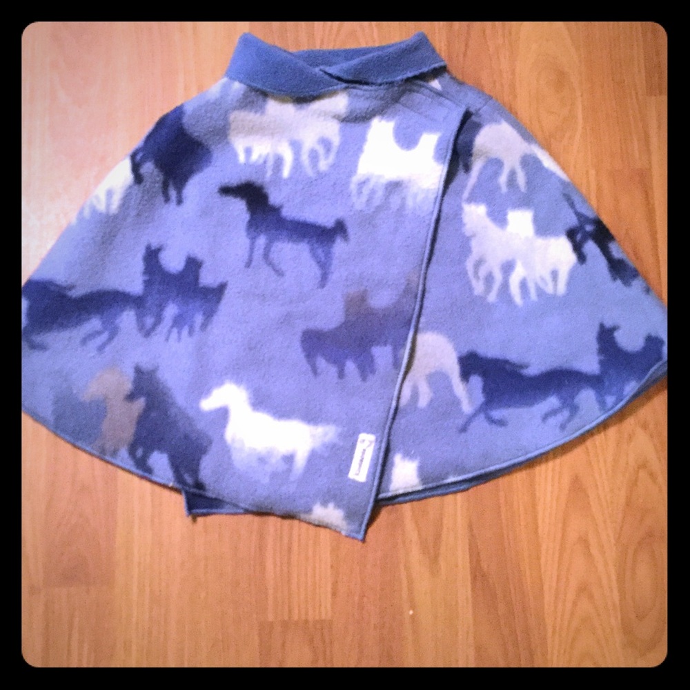Reversible toddler poncho 2t