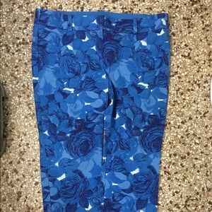 Ann Taylor Carnegie crop floral blue pants Sz: 14