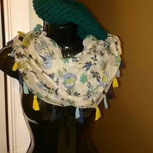 Beautiful tassel infinity scarve