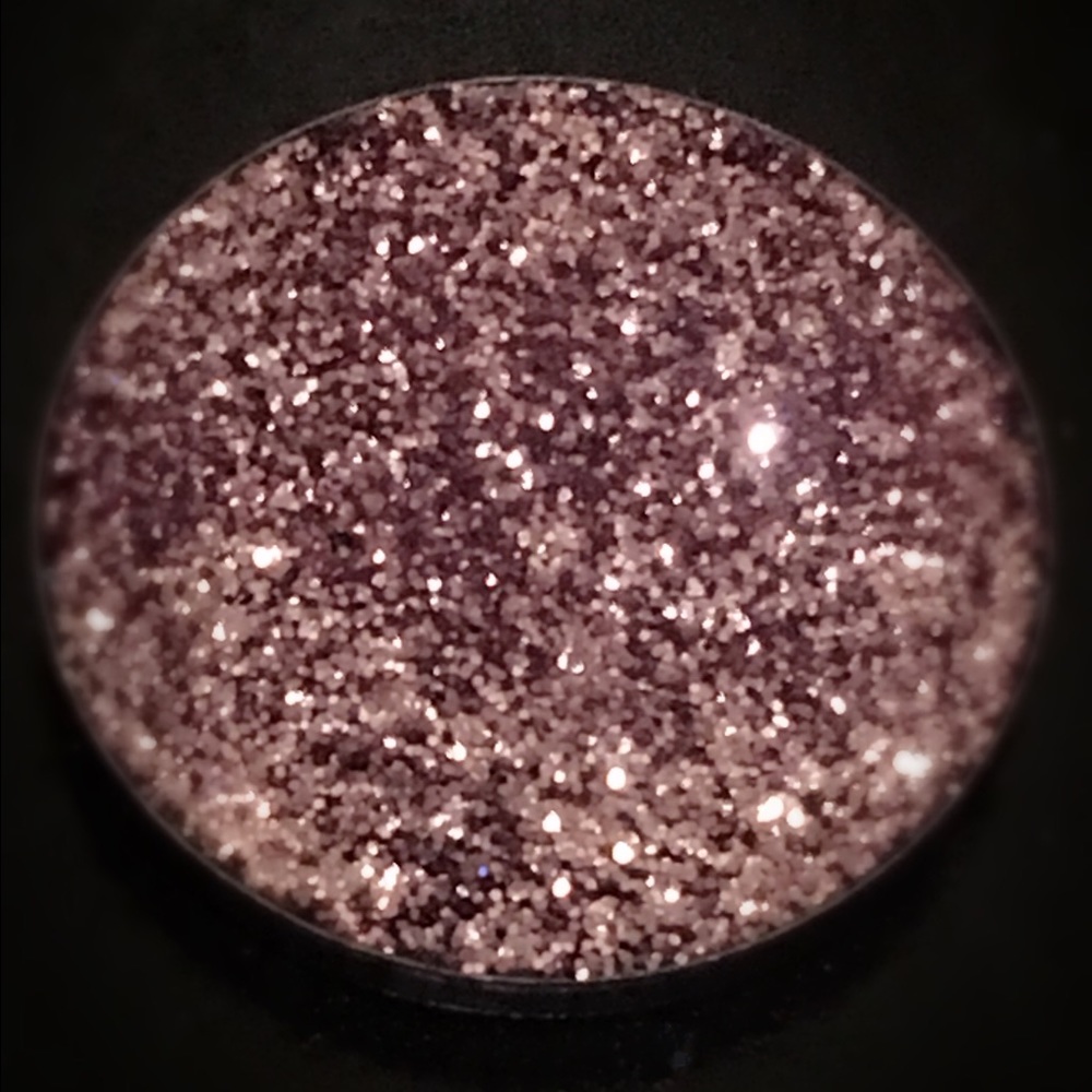 Pure Ice Foiled Eyeshadow Insert🎀