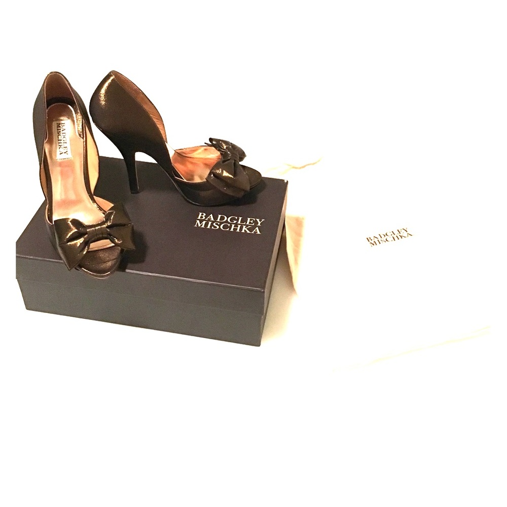 Brand New Badgley Mischka heels!!!!!