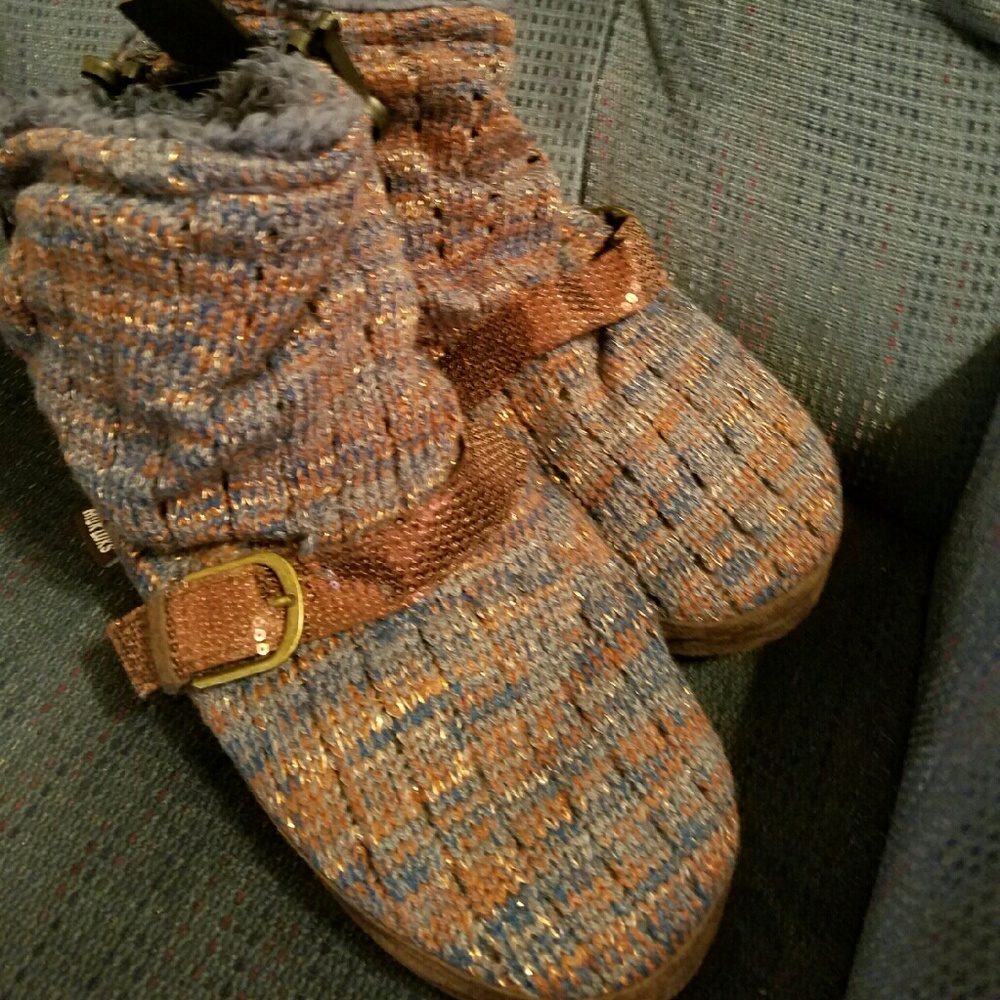 Muk Luks slippers