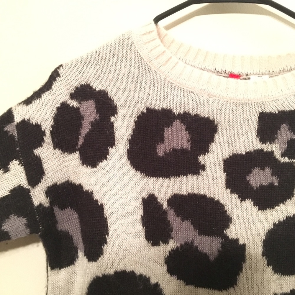 Used HM leopard sweater 💁🏼