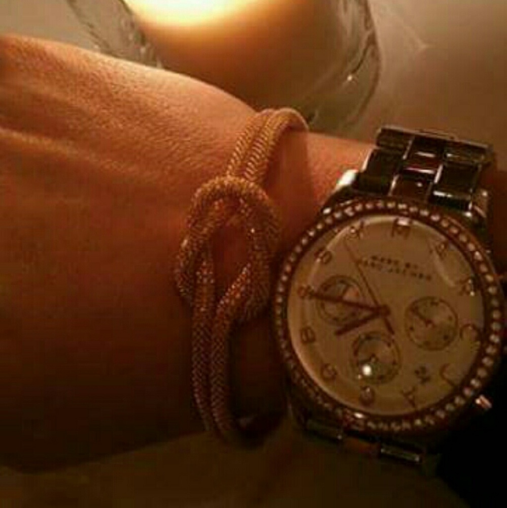 Mesh gold bracelet