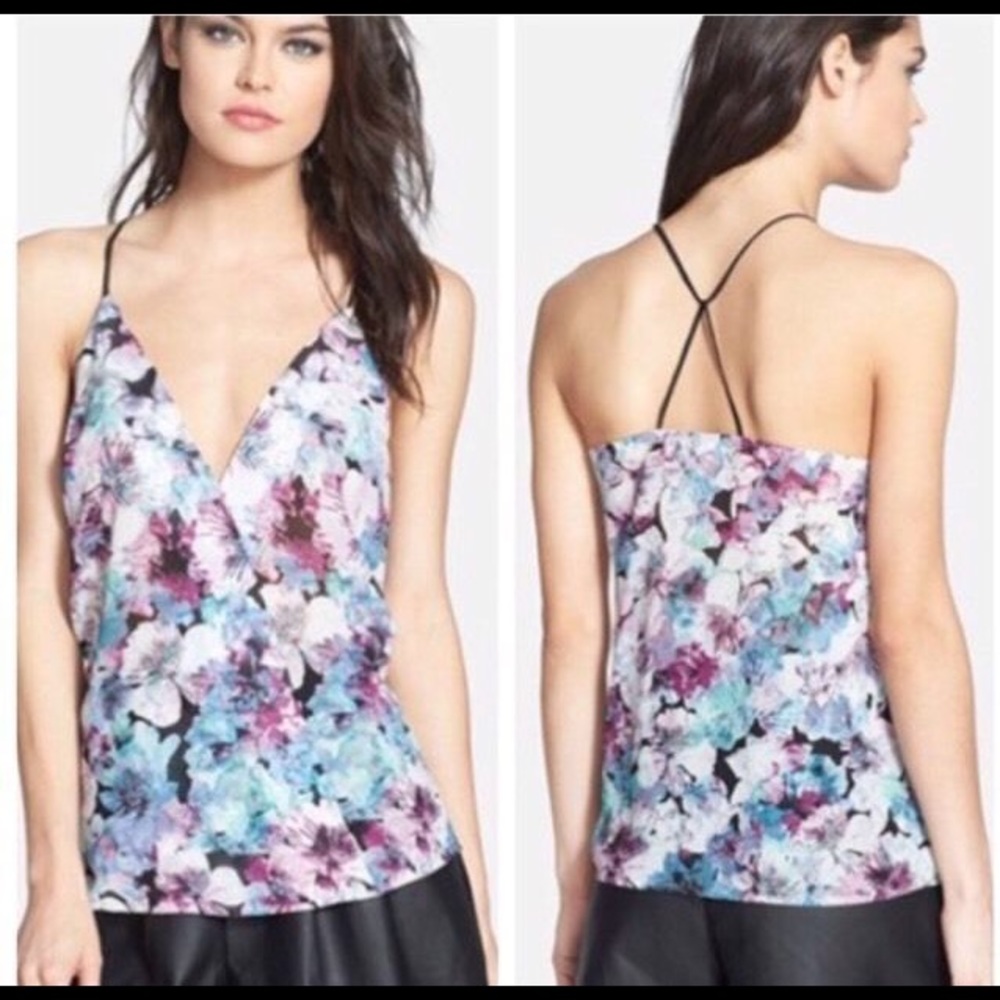 Like Mynded floral top