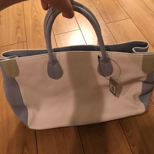 Adrienne Vittadini satchel purse