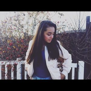 Meet your Posher, Micaela