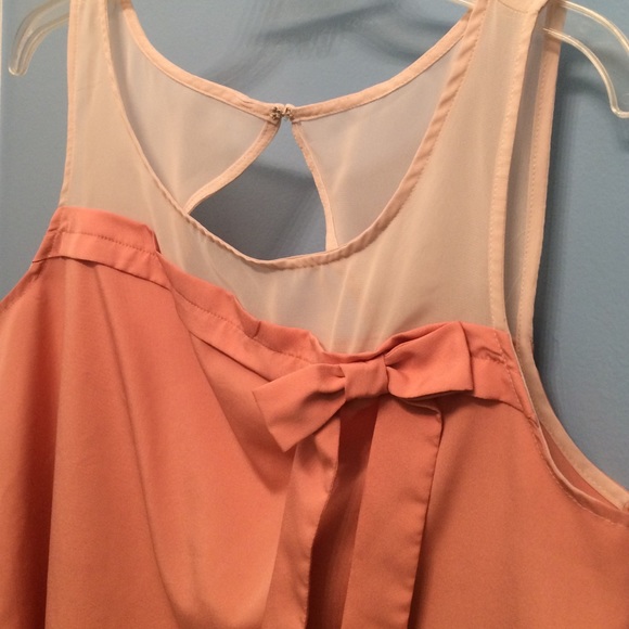 LC Lauren Conrad Tops - Peach bow tank