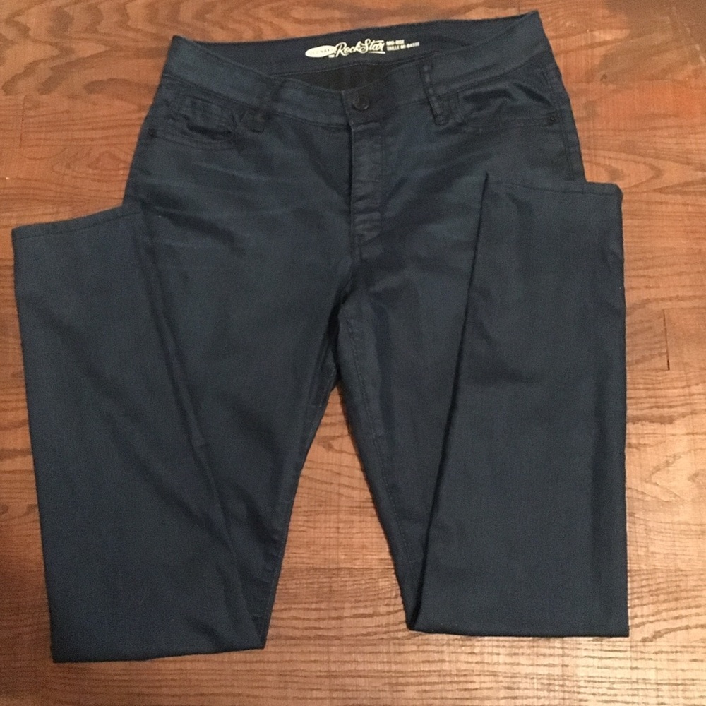 Size 8 Old-Navy Rockstar skinny jeans