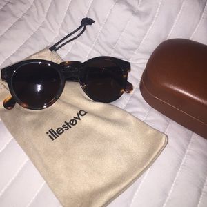 Illesteva Leonard Sunglasses