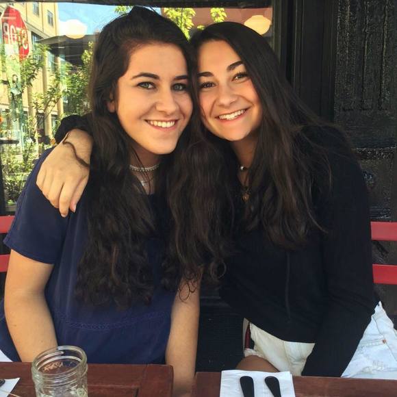 Meet your Posher, Rachel - Picture 1 of 1