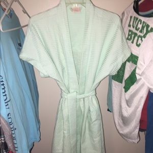 Mint Green Short Sleeve Robe