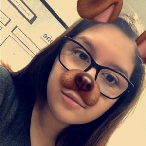 Meet your Posher, Yameli