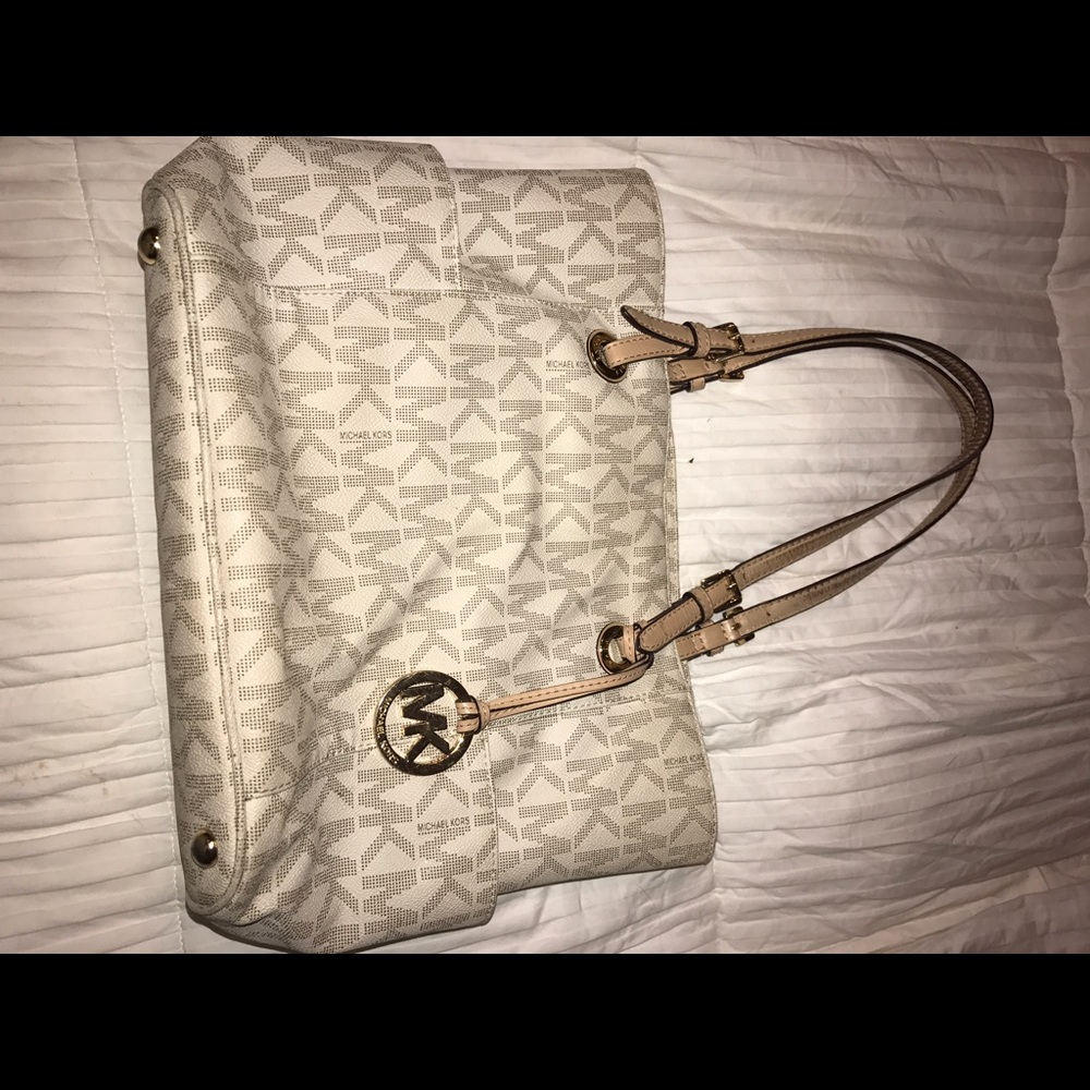 Michale kors purse