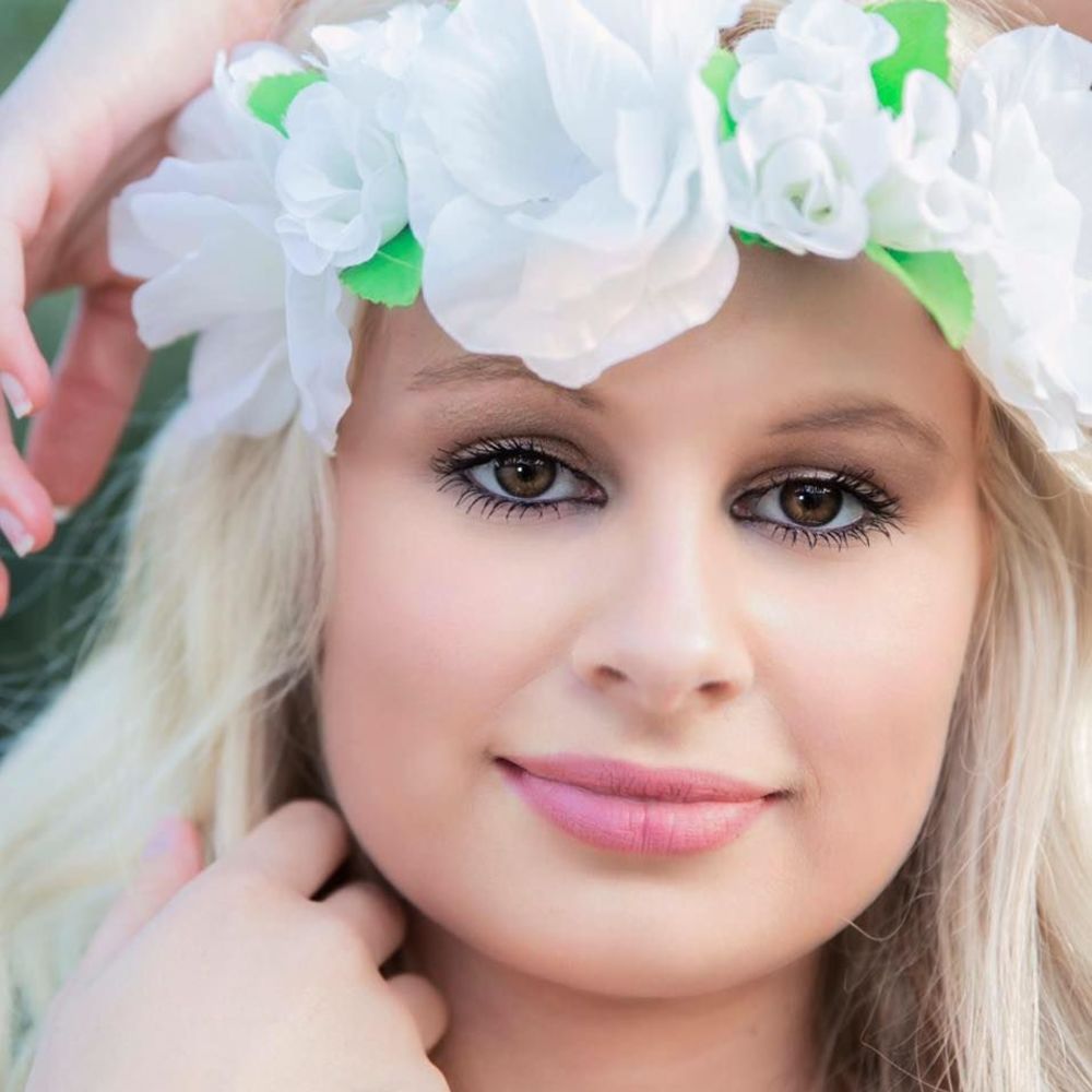 Meet your Posher, Lanie