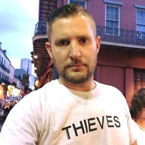 Meet your Posher, Todd