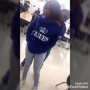 Meet your Posher, Briana