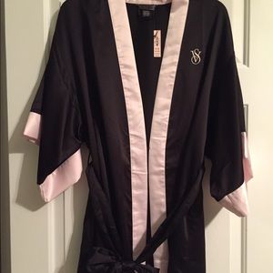 Brand new with tags Victoria Secret robe