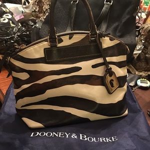 Authentic Dooney & Burke hand bag/shoulder bag