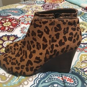 Cheetah Print Wedges