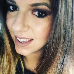 Meet your Posher, Stephanie