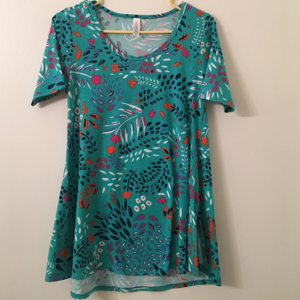 Lularoe Perfect T