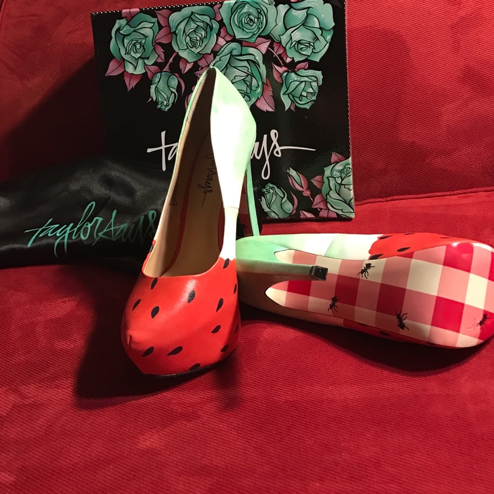 2 day sale: One day sale: Taylor Says NWT heels