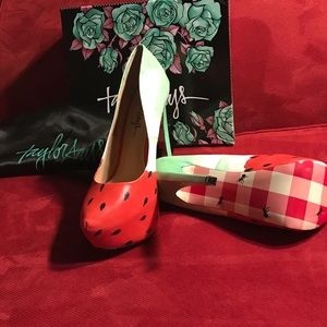 2 day sale: One day sale: Taylor Says NWT heels
