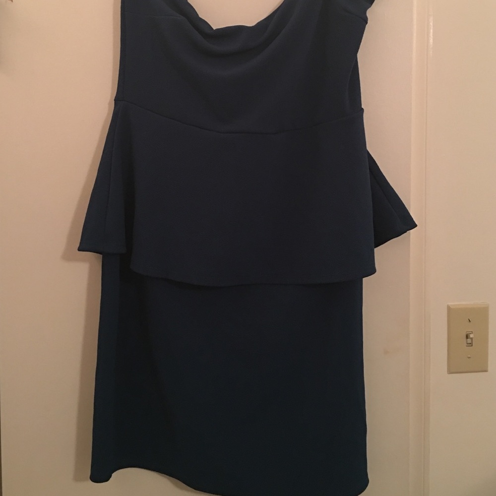 Strapless Dark Green Peplum Dress