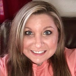 Meet your Posher, Alison